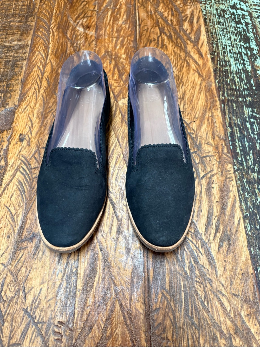 UGG Vista Slip-on Flats In Black Nubuck Leather Suede Black Scallop-Trim Size 7 - Picture 4 of 11